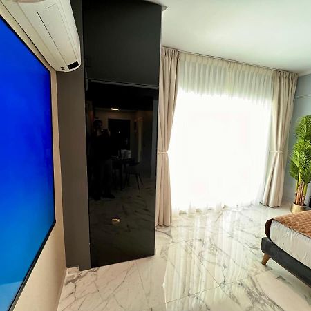 Blue Luxury Studio Mamaia Buitenkant foto