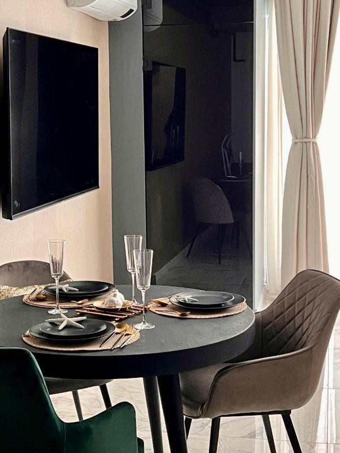 Blue Luxury Studio Mamaia Buitenkant foto